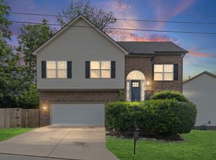 1405 Walton Oaks Dr, Madison, TN 37115