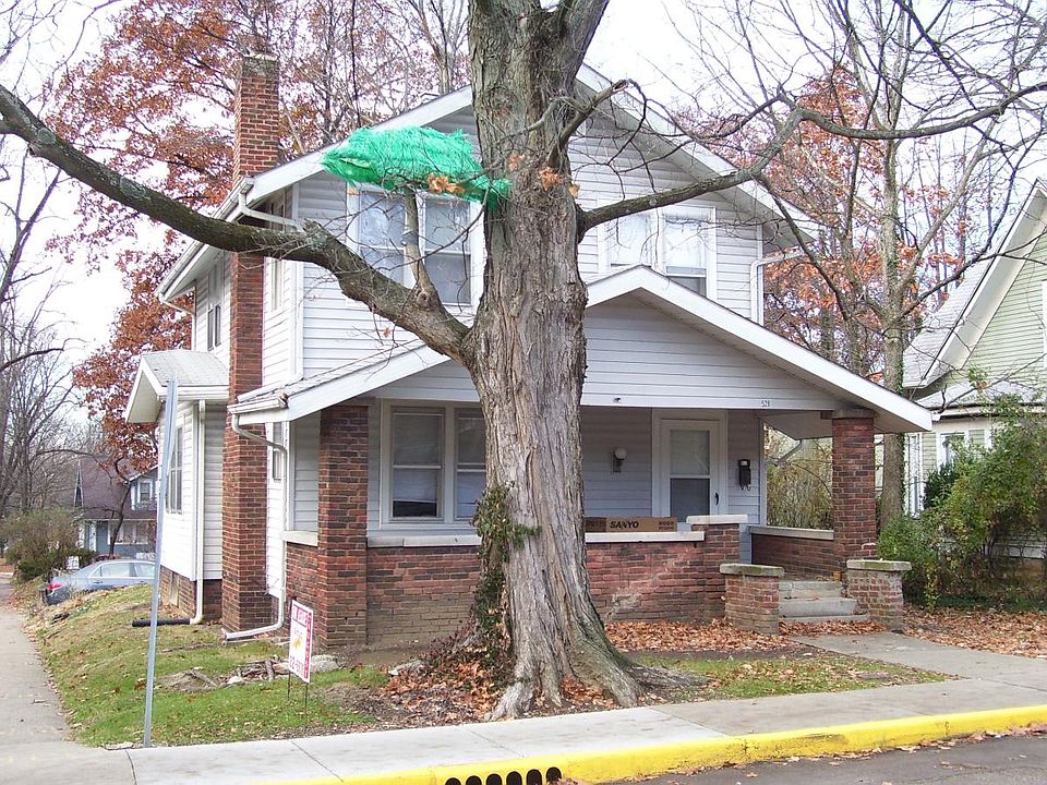 1st image of 528 S Woodlawn Ave