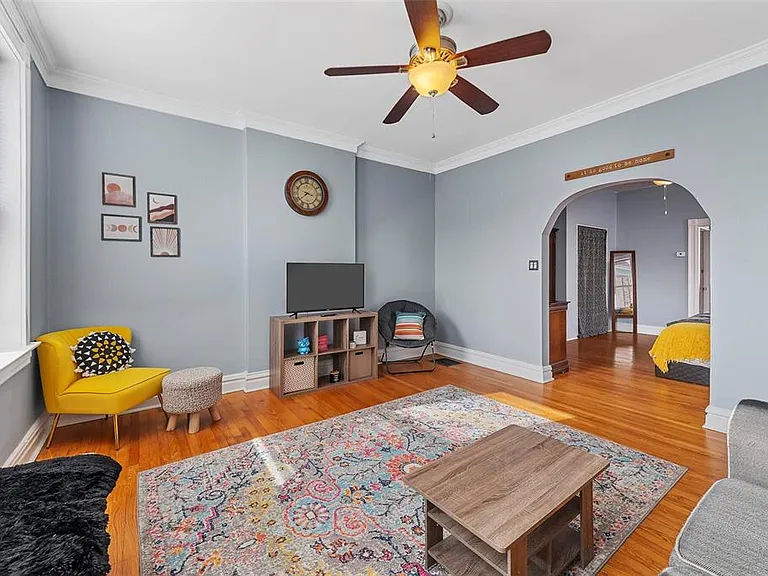 4959 Schollmeyer Ave — Photo 3