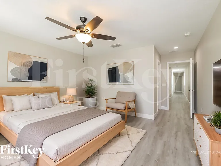 421 Finley Ave — Photo 10