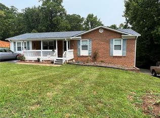 237 Kingstree Rd, King, NC 27021