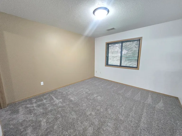 Prairie Gardens Apartments — Photo 50