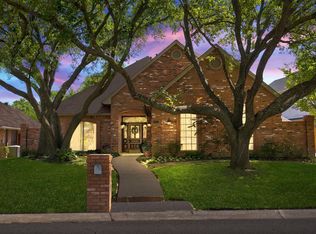 2735 Laurel Valley Ln, Arlington, TX 76006