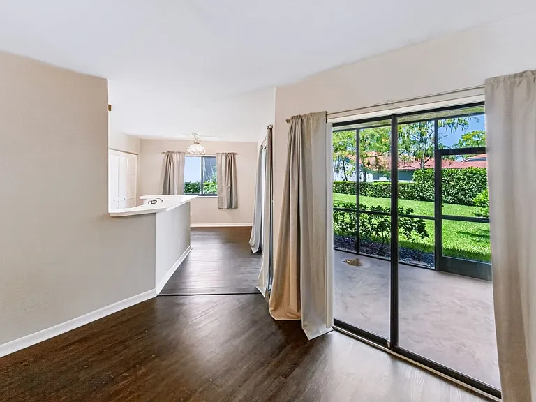 191 Bennington Dr #3 — Photo 6