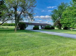 6102 Dalman Rd, Fort Wayne, IN 46809