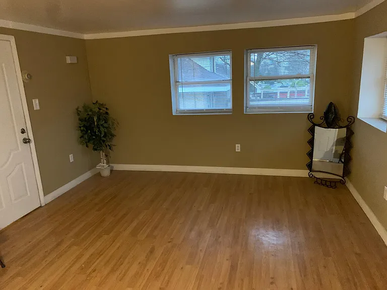3563 Jefferson St #2-R — Photo 11