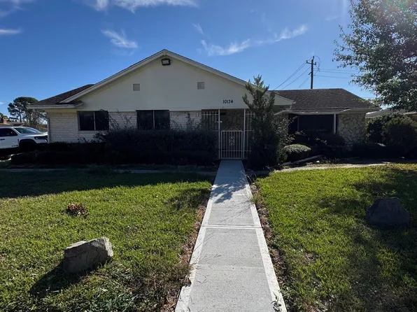 10134 Kirkglen Dr, Houston, TX 77089