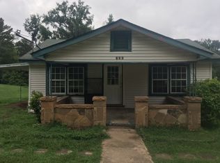 728 Noccalula Rd, Gadsden, AL 35904