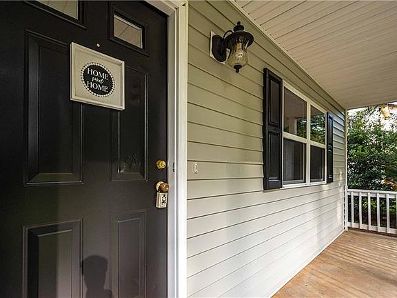 3rd image of 2735 Frank Ln