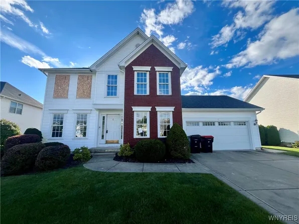 31 Ashwood Ct, Lancaster, NY 14086