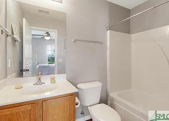3rd image of 46 Bushwood Dr