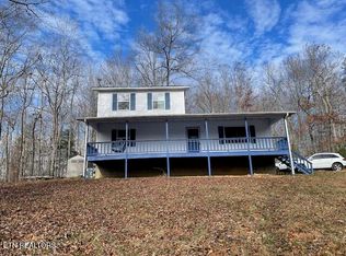 125 Walnut Ln, Oneida, TN 37841