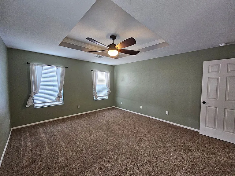 5704 Schneider Dr — Photo 9