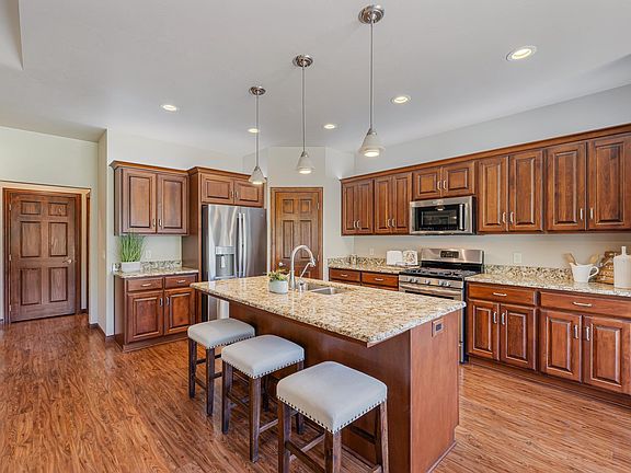 3rd image of N2887 Evergreen Ln