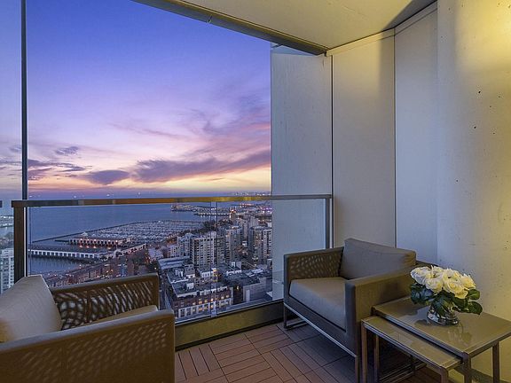 4th image of 425 1st St Unit 2503