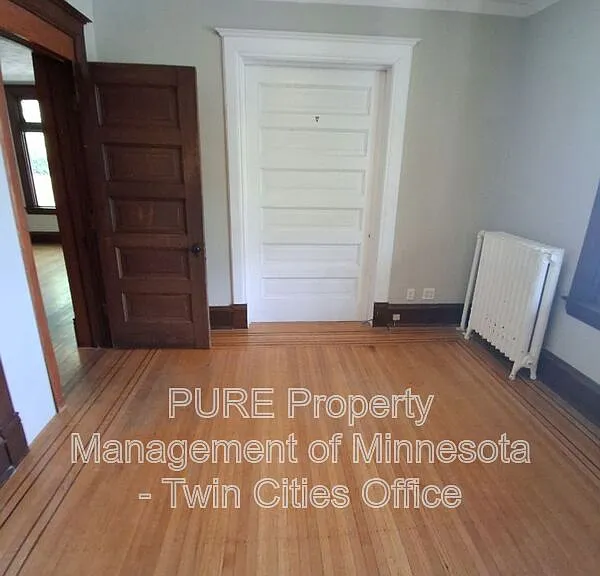 140 Belvidere St W #1 — Photo 8