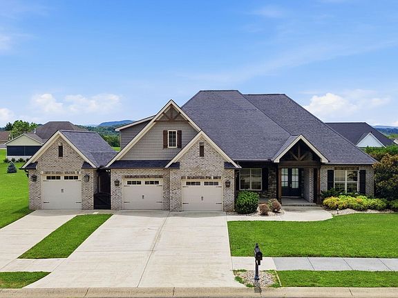 2nd image of 1319 Rippling Waters Cir