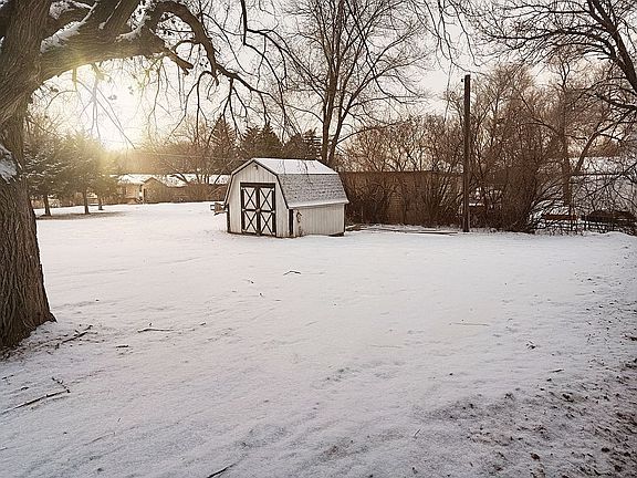 Storage shed