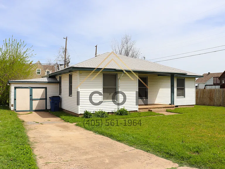1108 W Warren St — Photo 2