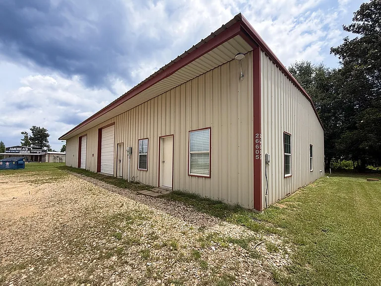 26605 E River Rd #A — Photo 18