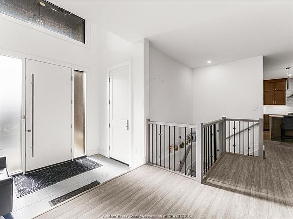 4th image of 68 Conservation Blvd