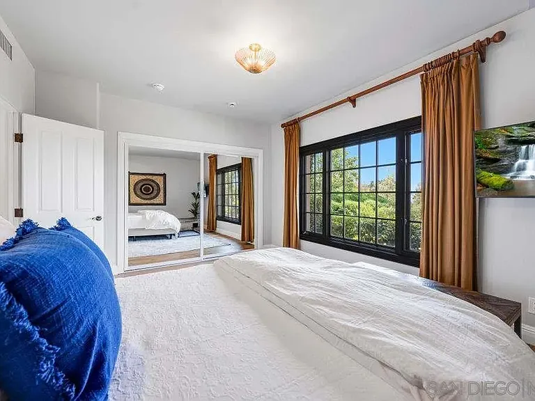 2643 Hidden Valley Rd — Photo 47