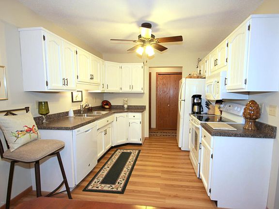 5th image of 400 Kennedy Park Cir APT 204