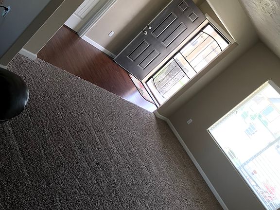 5th image of 1574 W 44th Pl