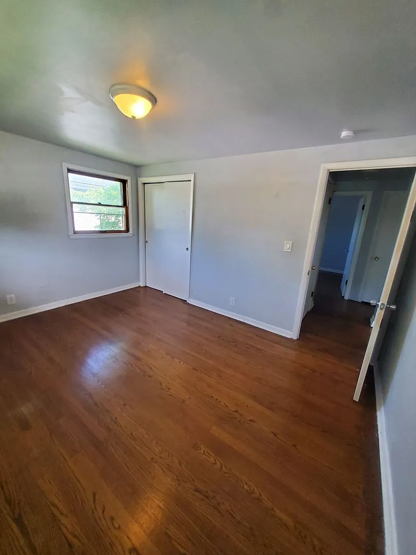 8302-8304 W Grantosa Dr. (Duplex) — Photo 4