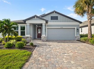 17534 Savory Mist Cir, Lakewood Ranch, FL 34211