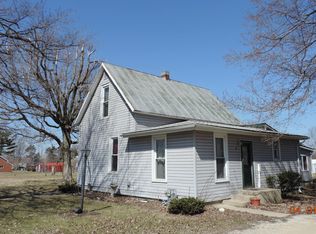 935 E Short St, Winchester, IN 47394
