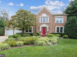 916 White Pine Pl, Rockville, MD 20854