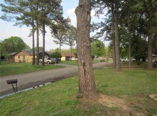 1500 Arthur St, Idabel, OK 74745