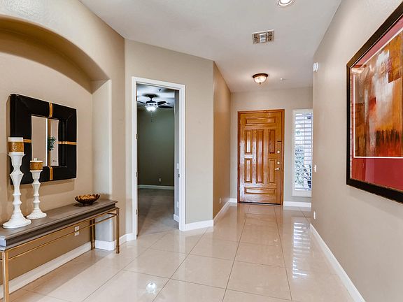 Foyer-3600x2400-300dpi