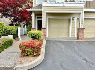 737 241st Ln SE #N3, Sammamish, WA 98074