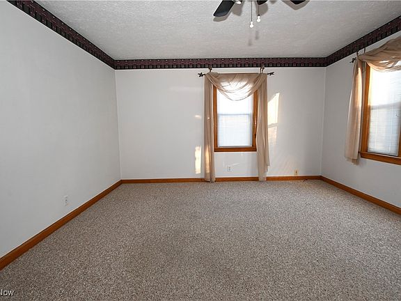 2nd image of 1550 Weston Ave