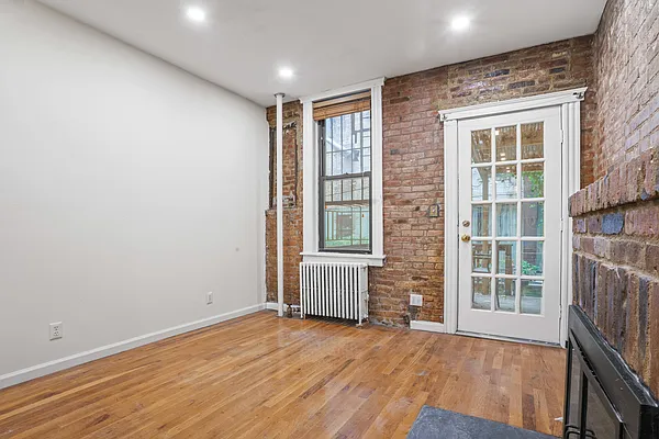 Rented by Oxford Property Group | media 2