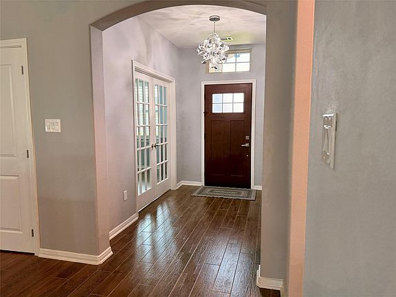 4th image of 10328 Prairie Dunes Ln