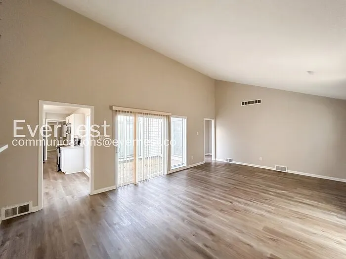3333 Leschallas Dr — Photo 7