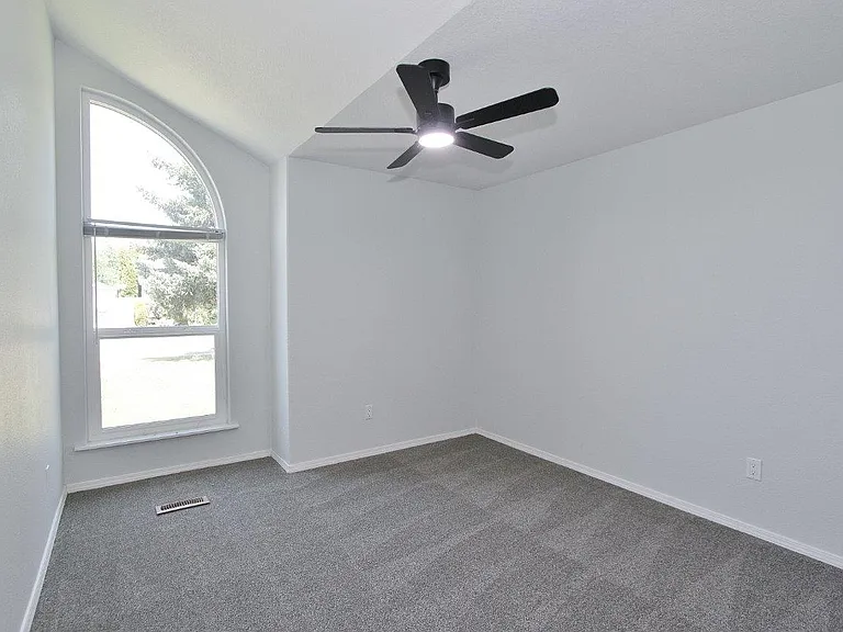 12053 W Hickory Dr — Photo 17