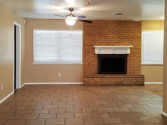 5th image of 3747 Scarlet Ave
