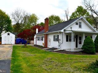 1123 Rana Villa Ave, Camp Hill, PA 17011