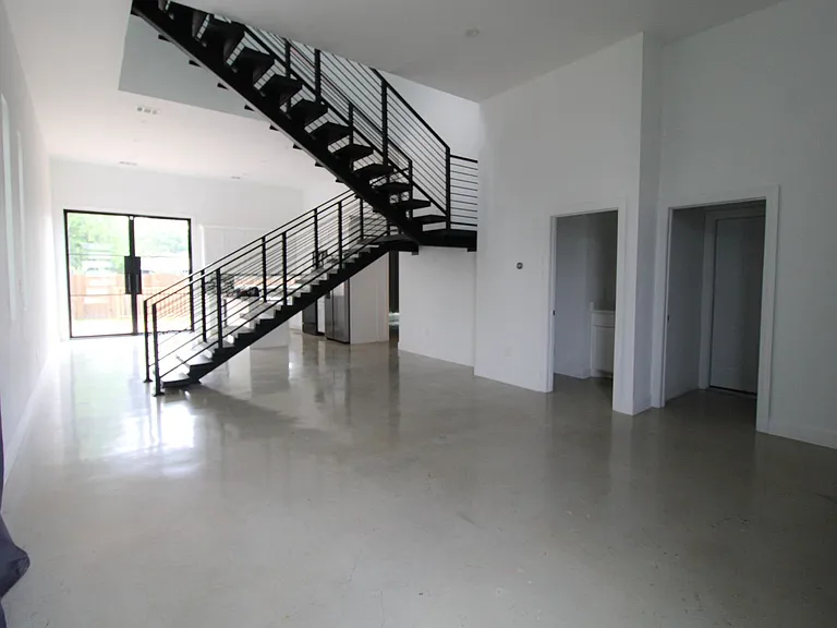 1223 Hays St — Photo 5