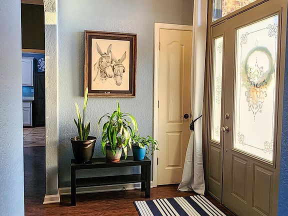 3rd image of 7568 Grandiflora Dr