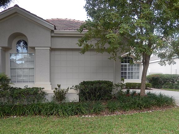 3rd image of 451 Denton Ct