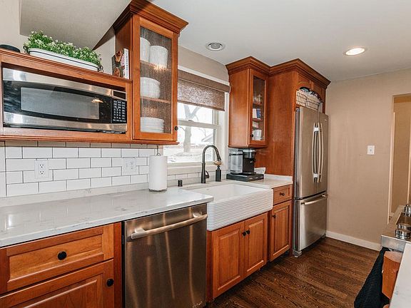 2nd image of 10919 W Wells St