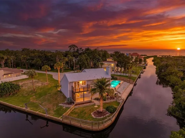 8720 Betty St, Port Richey, FL 34668