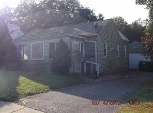 726 Evans Ave, Akron, OH 44310