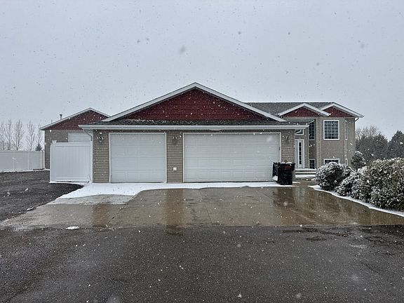 3rd image of 6165 Preston Loop