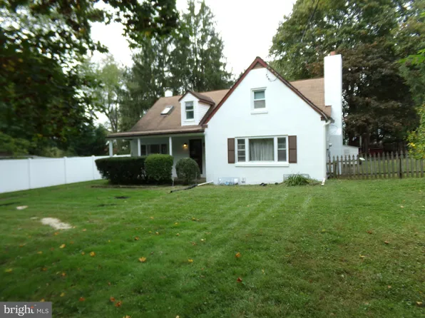 3170 Bedminster Rd, Ottsville, PA 18942